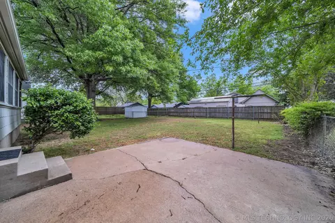 1542 E 49th St, Tulsa, OK 74105 photo 23