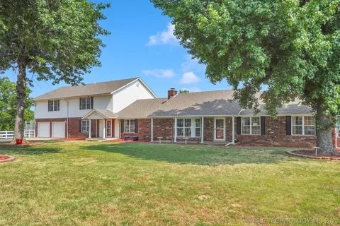 23989 E 137th St, Coweta, OK 74429