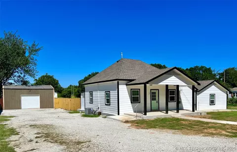 507 N Thomas, Francis, OK 74844