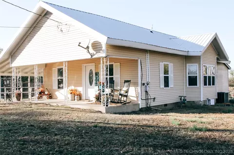 701 W North, Checotah, OK 74426 photo 6
