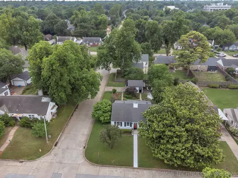 2446 E 17th Pl, Tulsa, OK 74104 photo 31