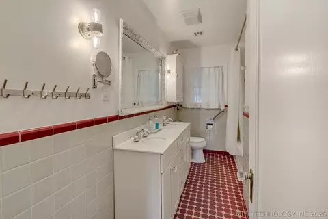 2446 E 17th Pl, Tulsa, OK 74104 photo 21