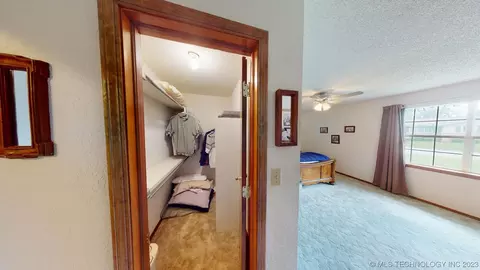 1301 E 13th St, Okmulgee, OK 74447 photo 17