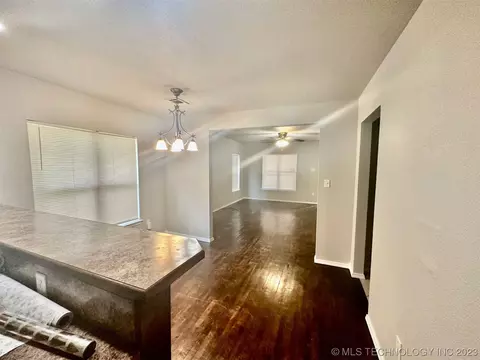 1003 N 5th, Durant, OK 74701 photo 4