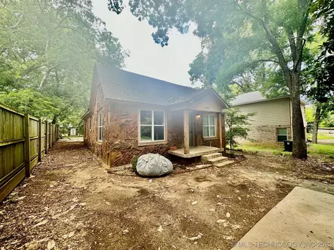 1003 N 5th, Durant, OK 74701 photo 2