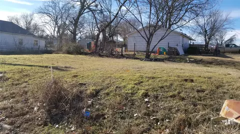 225 E Pne, Durant, OK 74701 photo 1