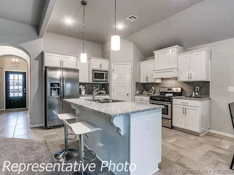 1511 E 138th St, Glenpool, OK 74033 photo 11