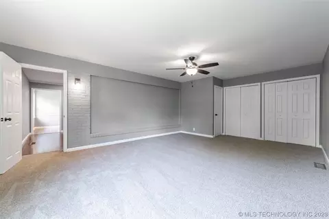 1535 E 60th Pl, Tulsa, OK 74105 photo 12