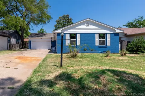 1535 E 60th Pl, Tulsa, OK 74105