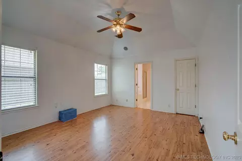 7920 E 27th Pl, Tulsa, OK 74129 photo 18