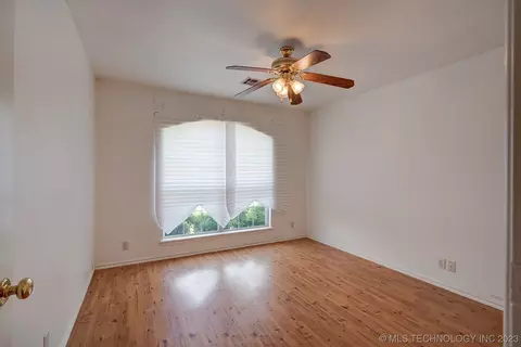7920 E 27th Pl, Tulsa, OK 74129 photo 5