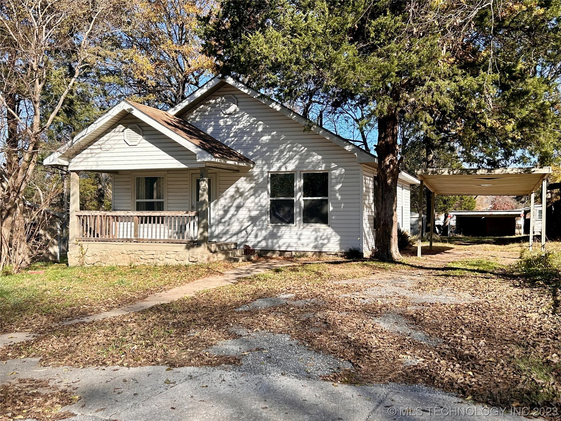 505 W Washington Ave  