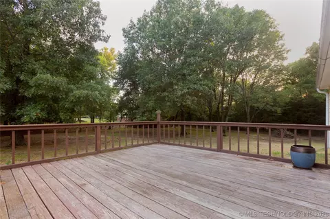 162 E Highland Ave, Eufaula, OK 74432 photo 33