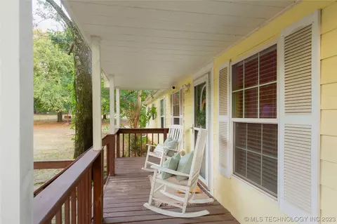 162 E Highland Ave, Eufaula, OK 74432 photo 4