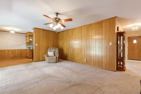 6850 E 55th St, Tulsa, OK 74145 photo 16