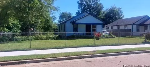 618 E Young Pl N, Tulsa, OK 74106 photo 1