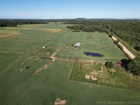 1080 Road, Checotah, OK 74426 photo 13