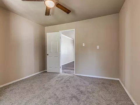6327 E 5th Pl, Tulsa, OK 74112 photo 14