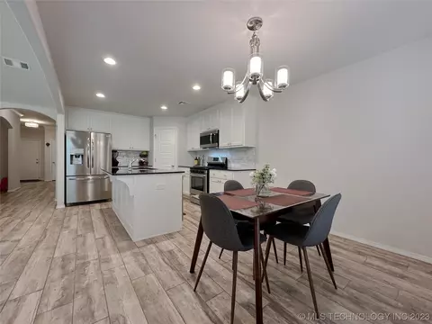 1920 E Union St, Broken Arrow, OK 74011 photo 14