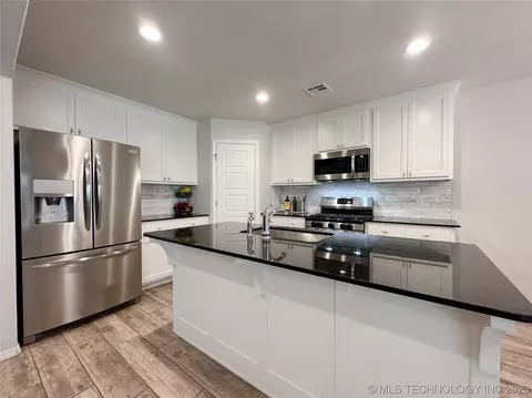 1920 E Union St, Broken Arrow, OK 74011 photo 19