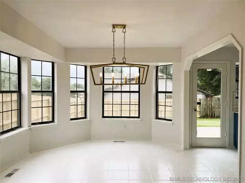 8720 E 86th St, Tulsa, OK 74133 photo 10