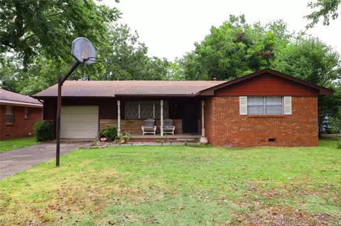 714 W 20th, Ada, OK 74820 photo 1