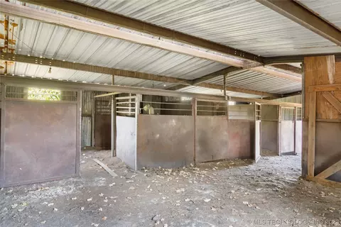 90 Roping Ln, Durant, OK 74701 photo 5