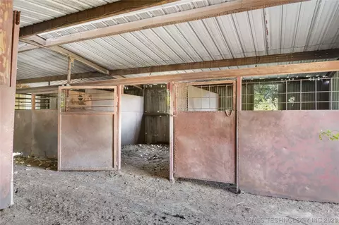 90 Roping Ln, Durant, OK 74701 photo 6