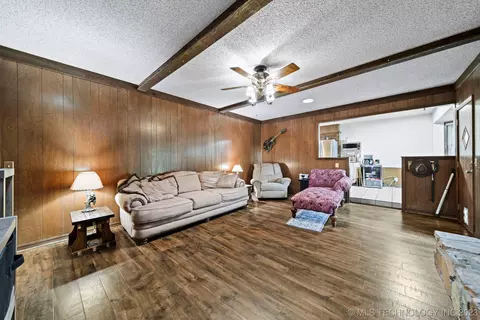 10137 E 24th Pl, Tulsa, OK 74129 photo 7