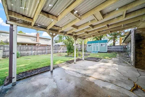 10137 E 24th Pl, Tulsa, OK 74129 photo 24