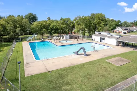 10137 E 24th Pl, Tulsa, OK 74129 photo 28