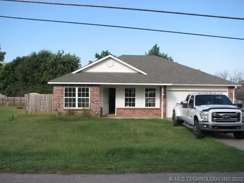 15134 S 291st Ave E, Coweta, OK 74429