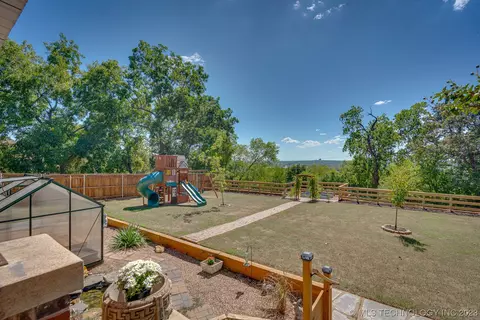 931 E 17th St, Ada, OK 74820 photo 44