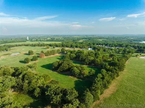 2 E County Rd 1110, Checotah, OK 74426 photo 10