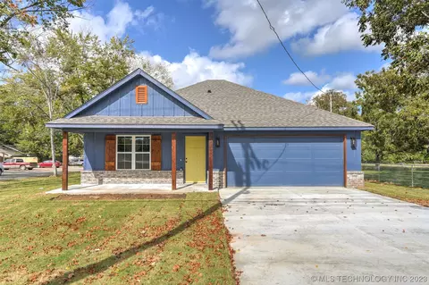 901 Park St, Pryor, OK 74361