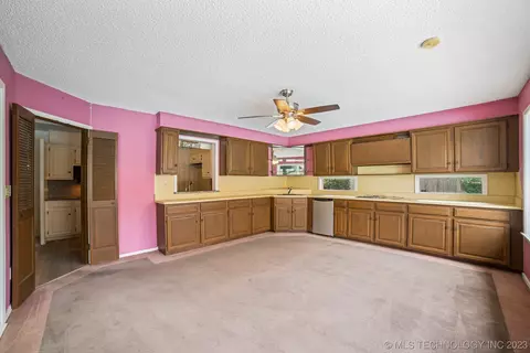 7419 E 67th Pl, Tulsa, OK 74133 photo 16