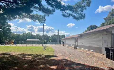 3 Branum Dr, Checotah, OK 74426 photo 32