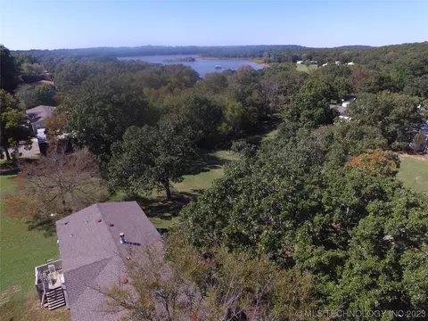 3 Branum Dr, Checotah, OK 74426 photo 2