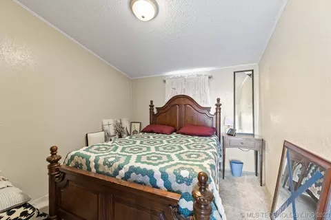 8404 Conifer Rd, Henryetta, OK 74437 photo 16