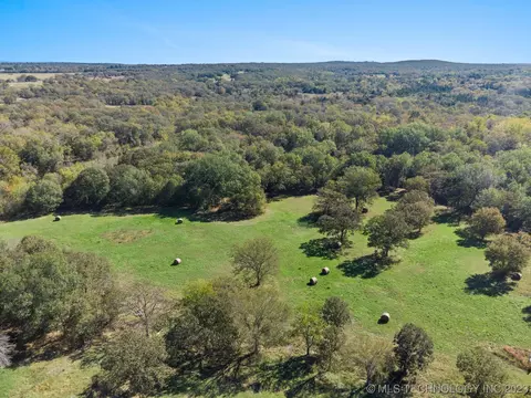 8404 Conifer Rd, Henryetta, OK 74437 photo 35