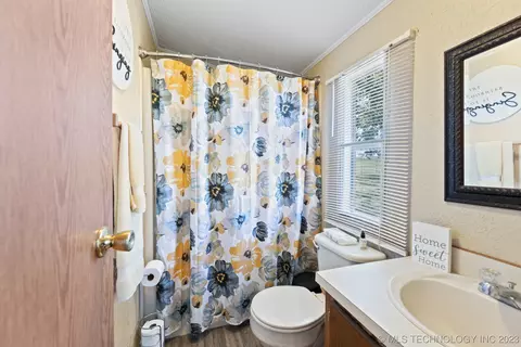 8404 Conifer Rd, Henryetta, OK 74437 photo 19