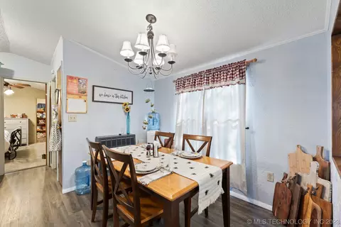 8404 Conifer Rd, Henryetta, OK 74437 photo 7