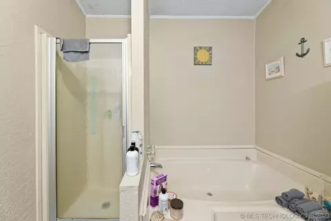 8404 Conifer Rd, Henryetta, OK 74437 photo 14