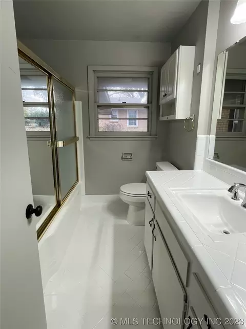 8953 E Marshall St, Tulsa, OK 74115 photo 9