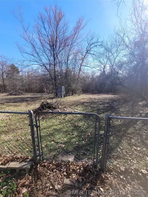 443428 E 978, Gore, OK 74435 photo 10
