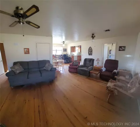 443428 E 978, Gore, OK 74435 photo 14