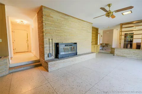4053 E 47th St, Tulsa, OK 74135 photo 4