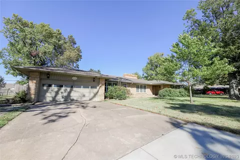 4053 E 47th St, Tulsa, OK 74135 photo 3