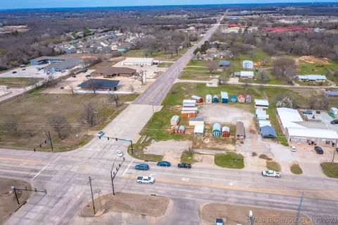 3000 E Arlington, Ada, OK 74820 photo 16