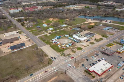 3000 E Arlington, Ada, OK 74820 photo 11